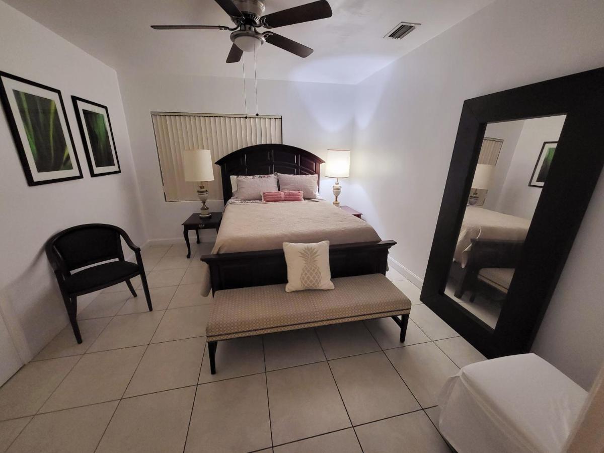 מיאמי ספרינגס Royal Poinciana Stay מראה חיצוני תמונה