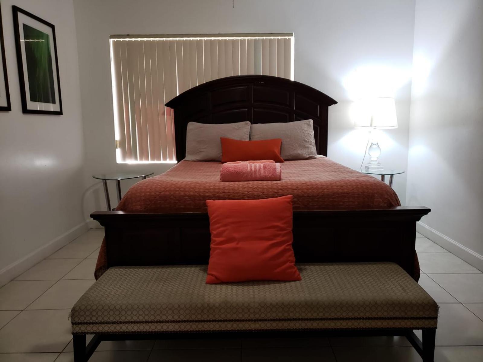 מיאמי ספרינגס Royal Poinciana Stay מראה חיצוני תמונה